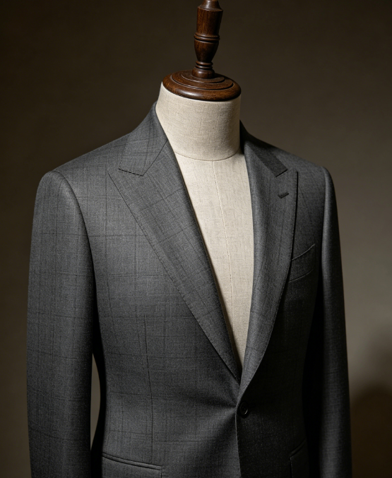 Invisible Grid · Subtle Pattern Charcoal Suit